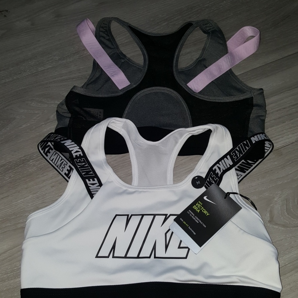Nike training bra - Picture 2 of 2